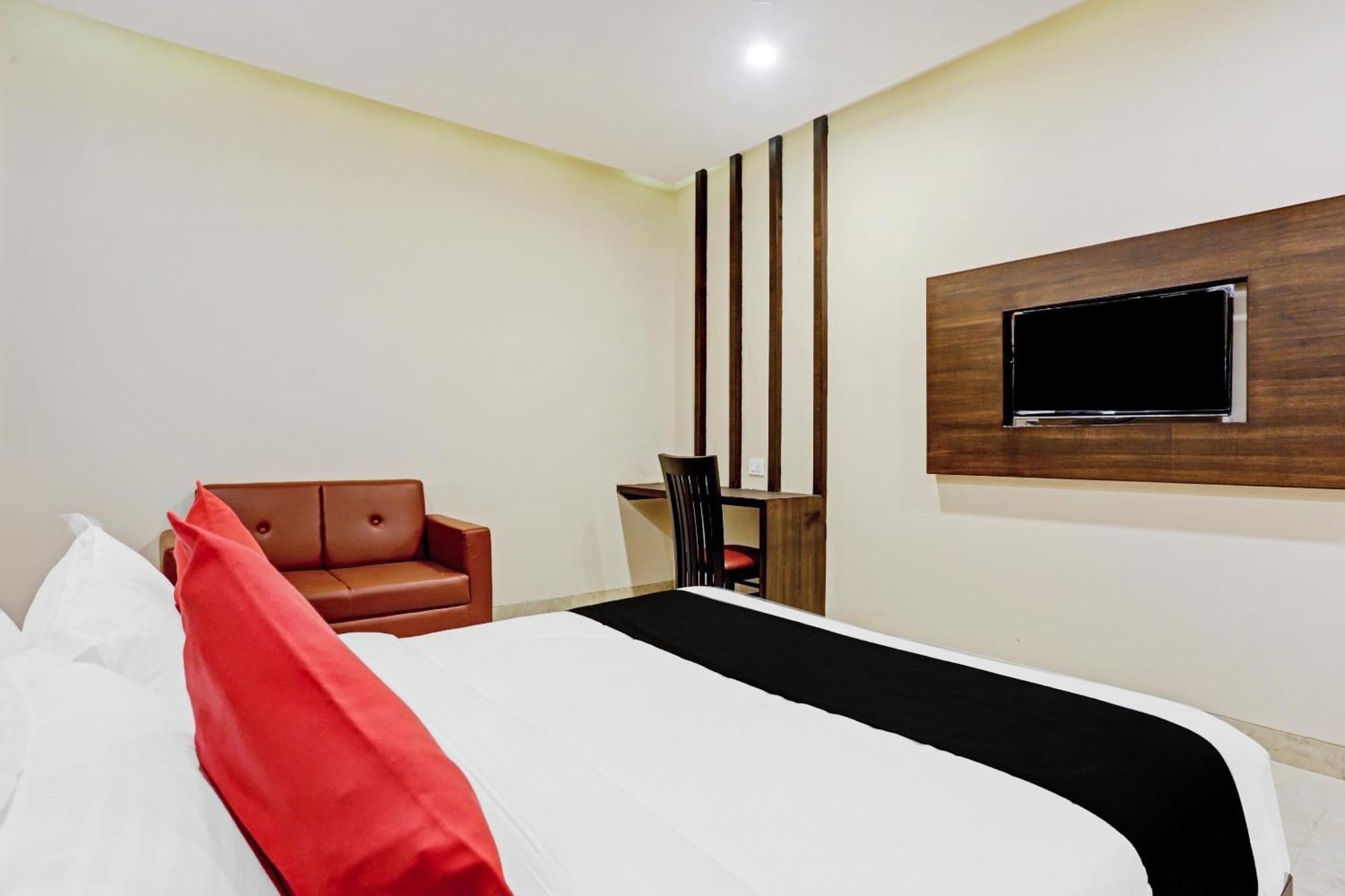 Capital O 80951 Hotel Vertigo Suite Bombay Exterior foto